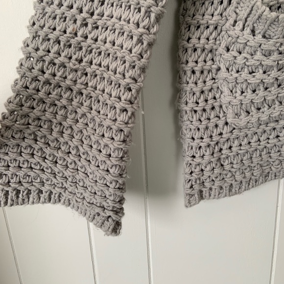 LISTICLE cable knit sweater - Picture 3 of 4